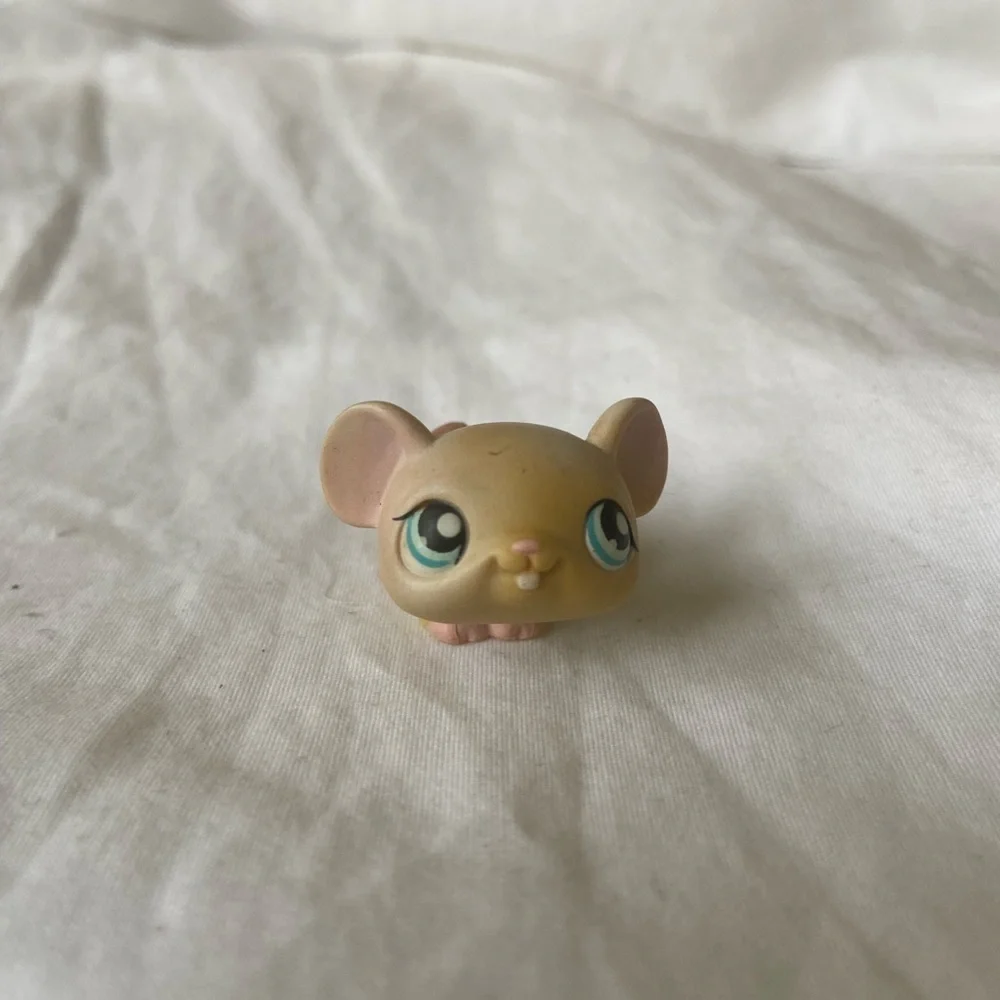 Littlest Pet Shop littlest pet